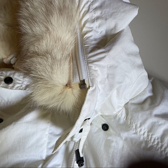 VTG TYROLIA SKIWEAR by HEAD Cream Women’s 6 Ski Jacket Detachable Faux Fur Hood - Picture 6 of 13